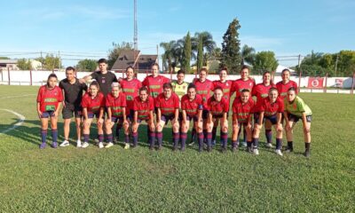El equipo del Club Atlético María Grande Campeón Apertura 2025